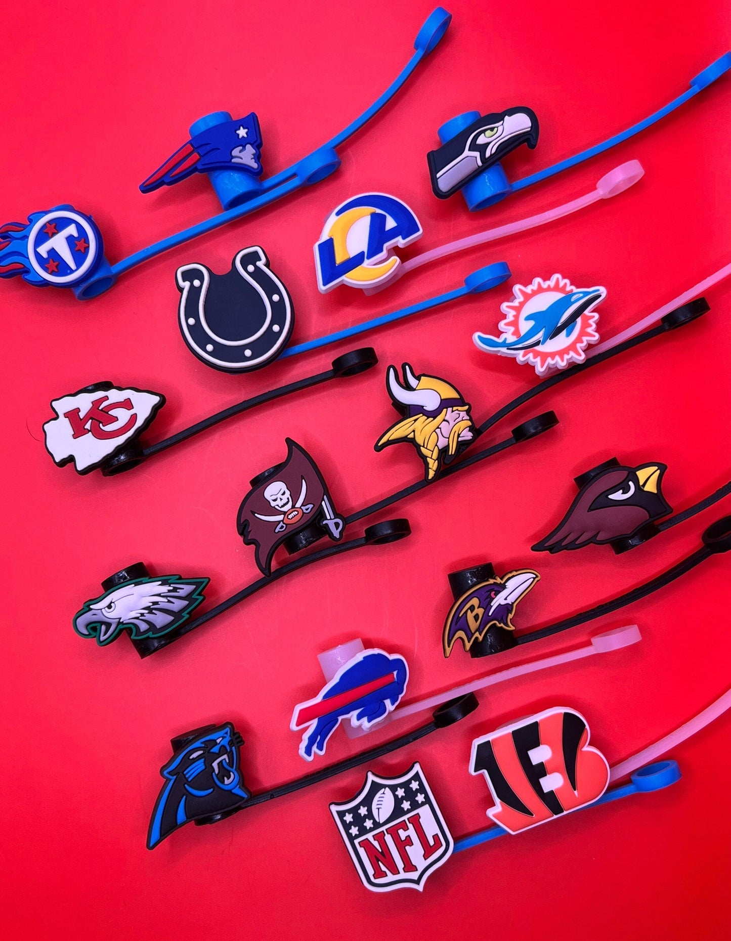 N F L Straw Covers